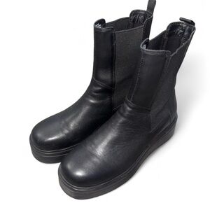 Steve Madden Platform Boots – Size 9.5 – Vagabond Tara Vibes 🖤